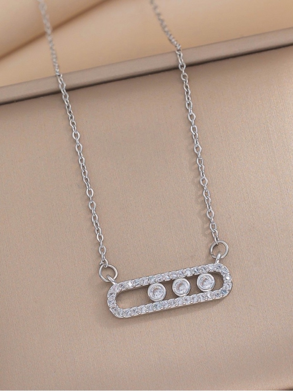 Delicate Trio-Circle Bar Necklace NWT - Picture 2 of 5